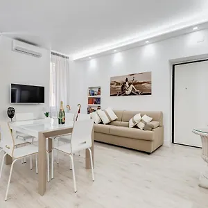 bdc-the-white-crown-apartment-in-testaccio.it-romehotels.com/